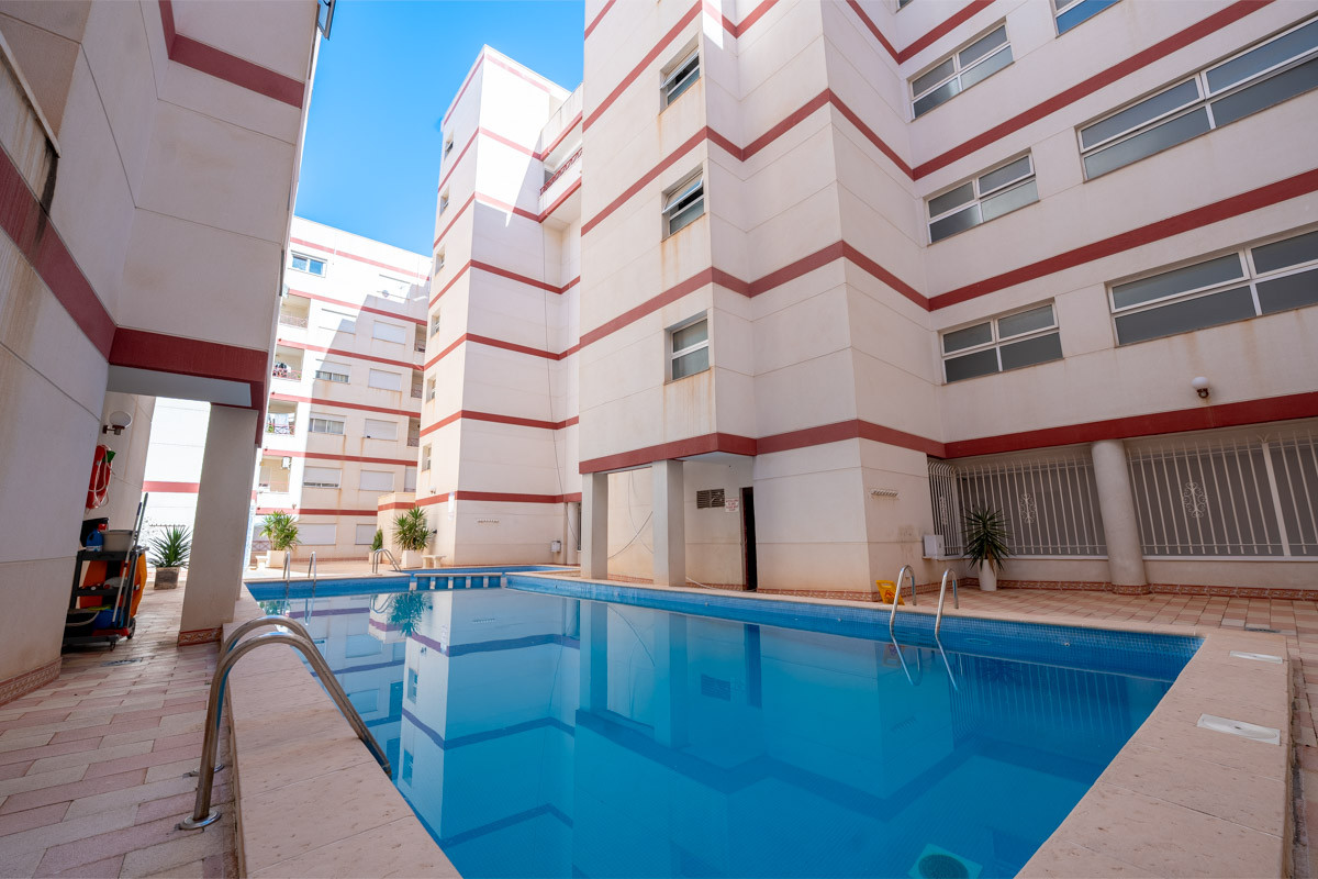 2 Bedroom Apartment in Torrevieja, Costa Blanca South