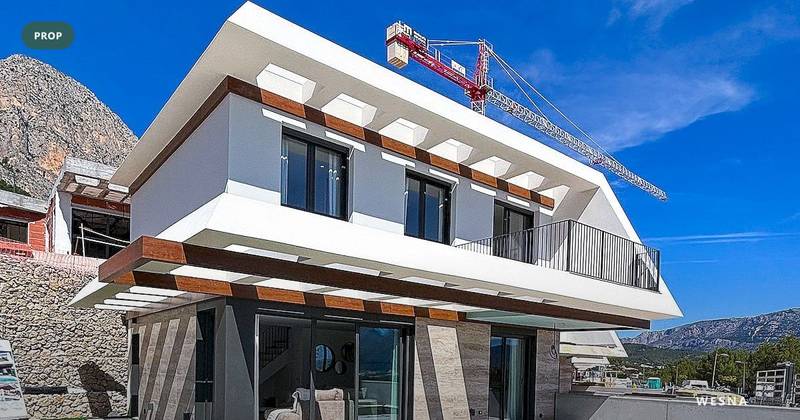 New Build (Obra Nueva) vs Resale 2026: Pros, Traps, Tax