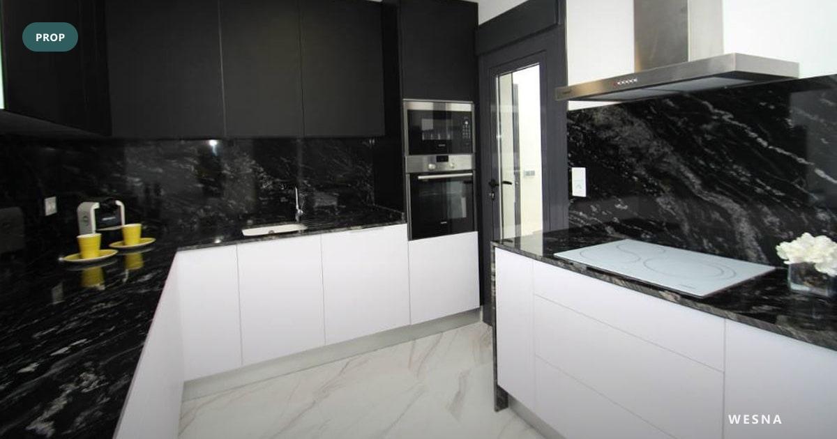 Townhouse, Dúplex, Adosado: Spanish Property Terms Explained 2026
