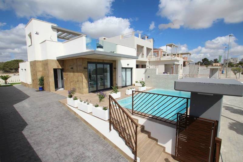 3 Bedroom villa with pool in La Cañada, San Miguel de Salinas, Costa Blanca South