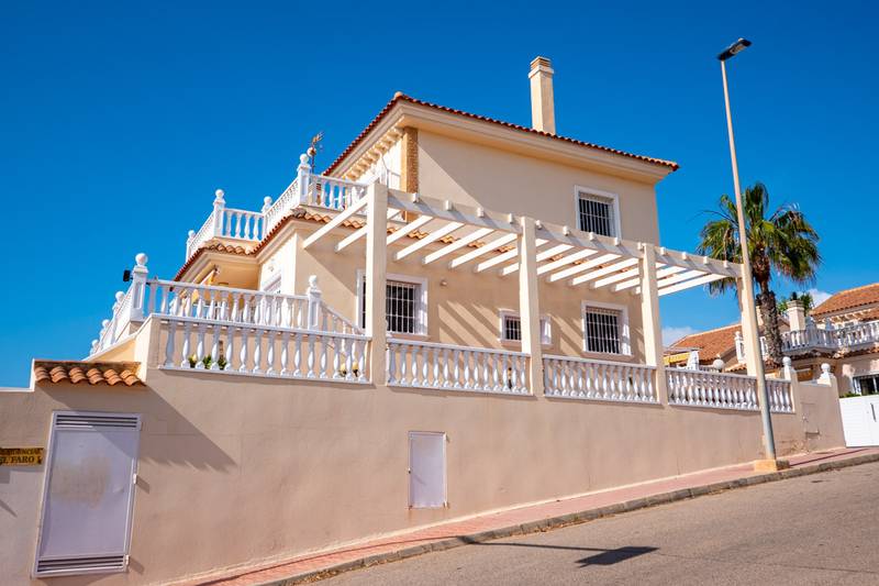 Chalet de 5 dormitorios, Torrevieja, Costa Blanca Sur
