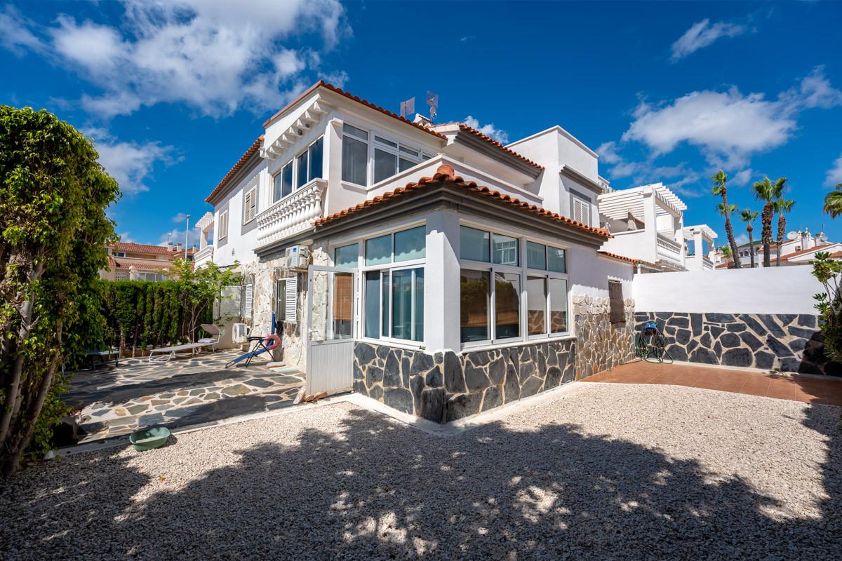 3 Bedroom Town House in Orihuela Costa, Costa Blanca South