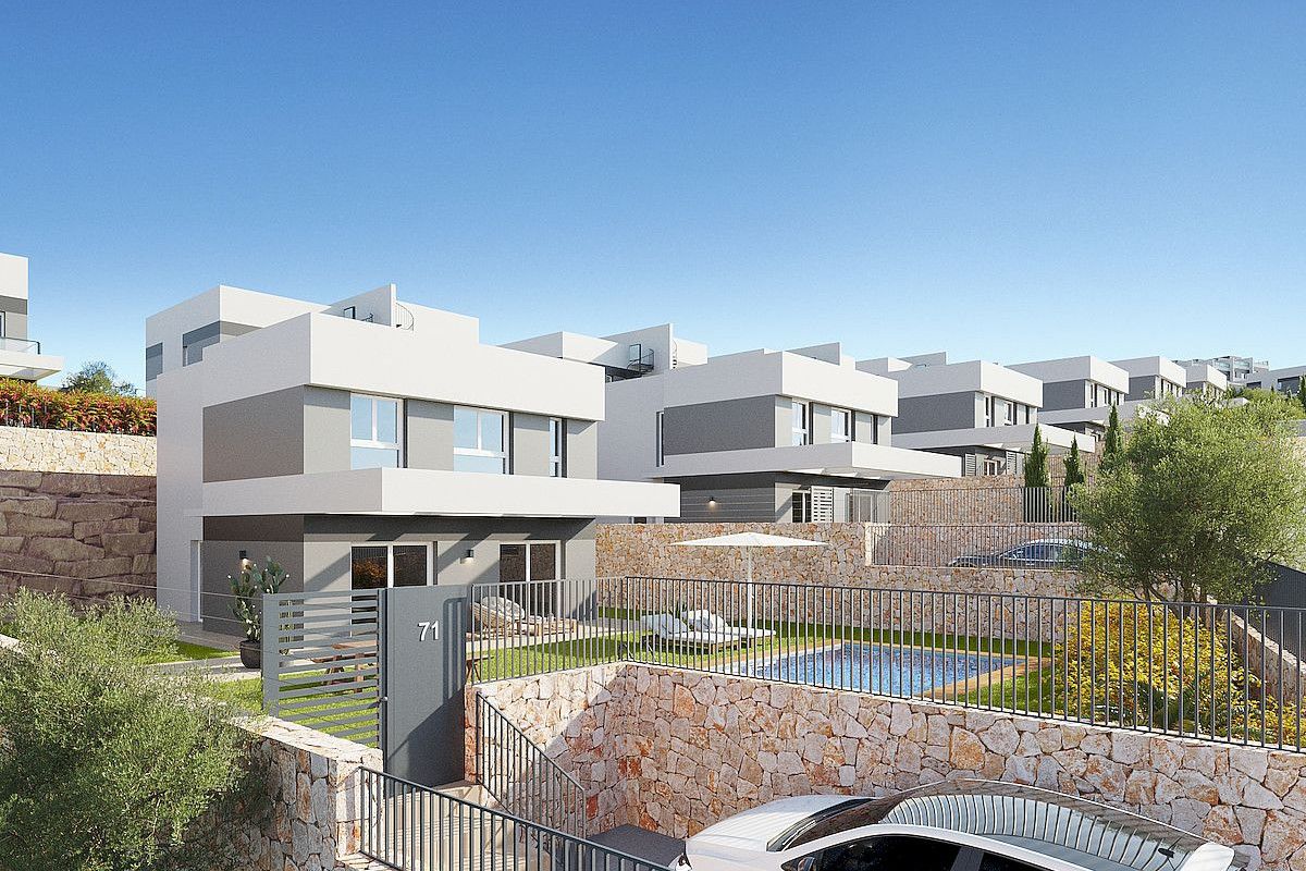 4 Bedroom Villa in Sierra Cortina, Benidorm, Costa Blanca North