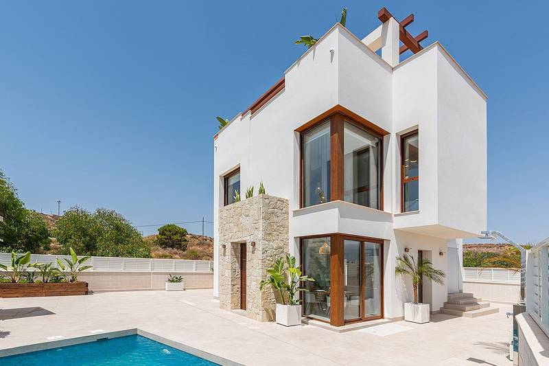 Villa de 3 habitaciones con piscina en Vera, Costa Almería