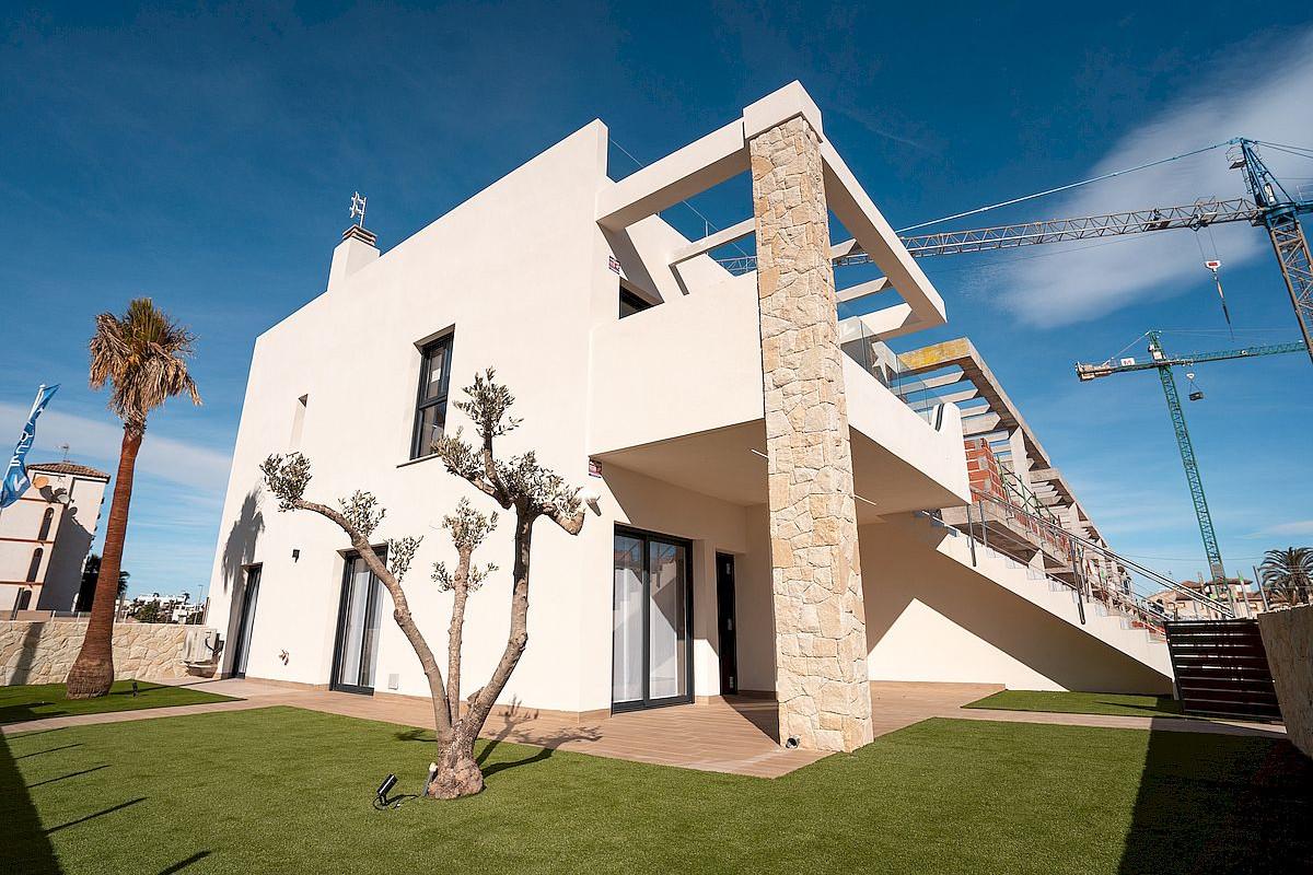 3 Bedroom Maisonette in Punta Prima, Orihuela Costa, Costa Blanca South