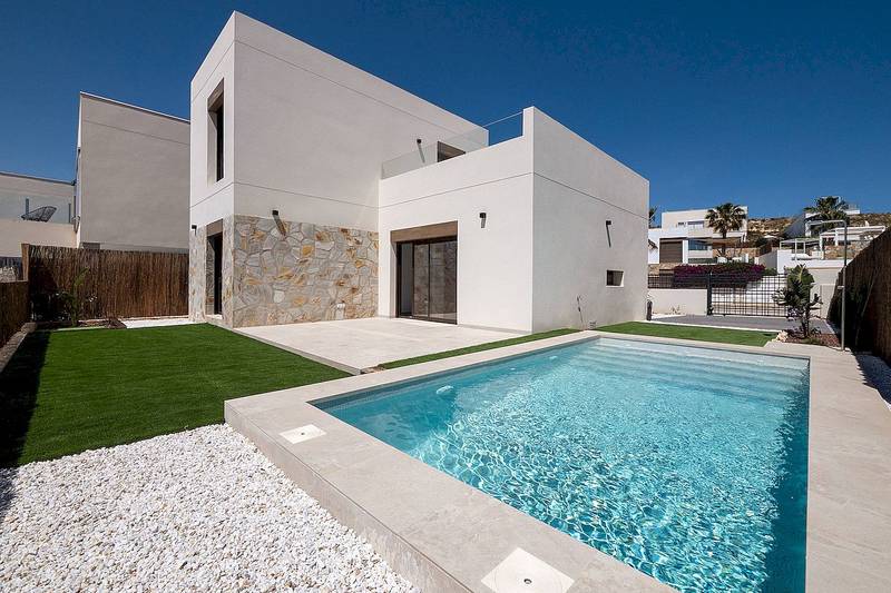 3 Bedroom villa with pool in La Finca, Algorfa, Costa Blanca South