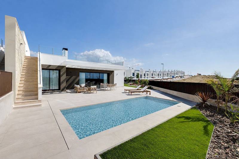 3 Bedroom Chalet in Muchamiel, Costa Blanca North