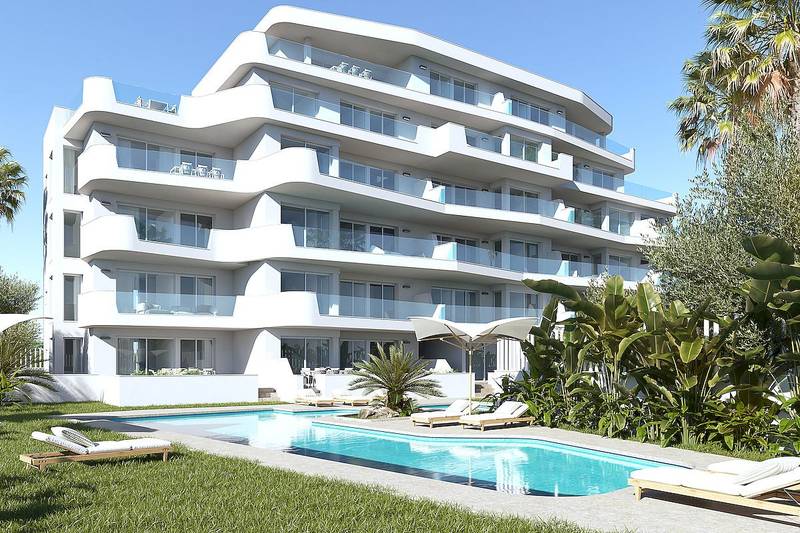 2 Bedroom Apartment in Mil Palmeras, Costa Blanca South