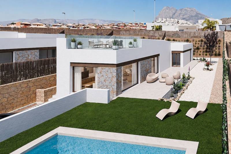 3 Bedroom villa with pool in Sierra Cortina, Benidorm, Costa Blanca North