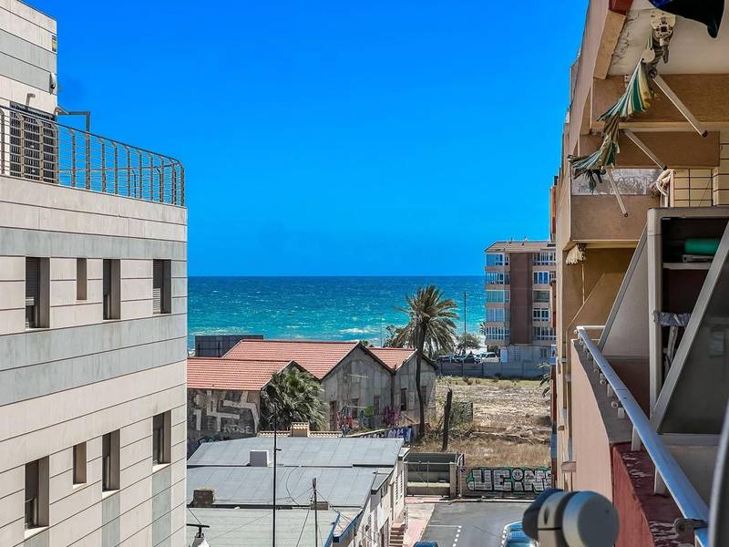 Купити квартиру в Торрев'єсі, 3 спальні, 90 м²