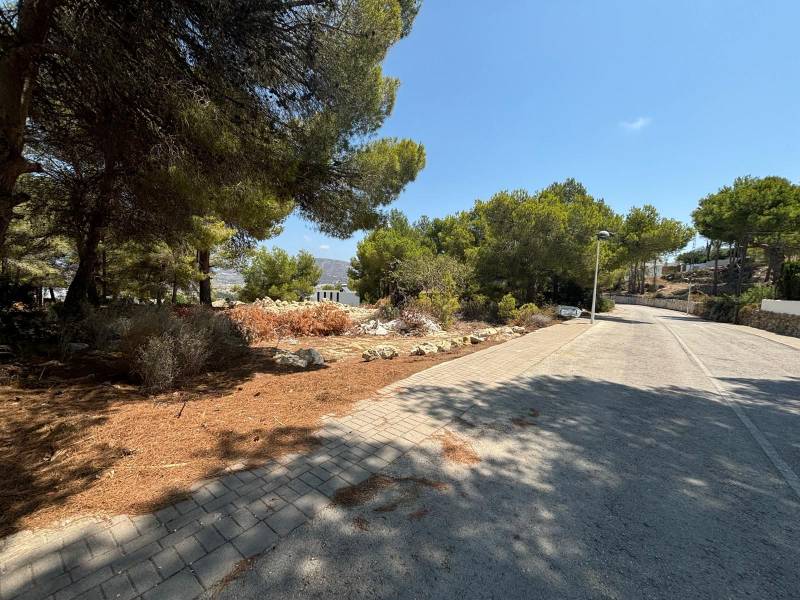 plot for sale in Moraira – €210,000