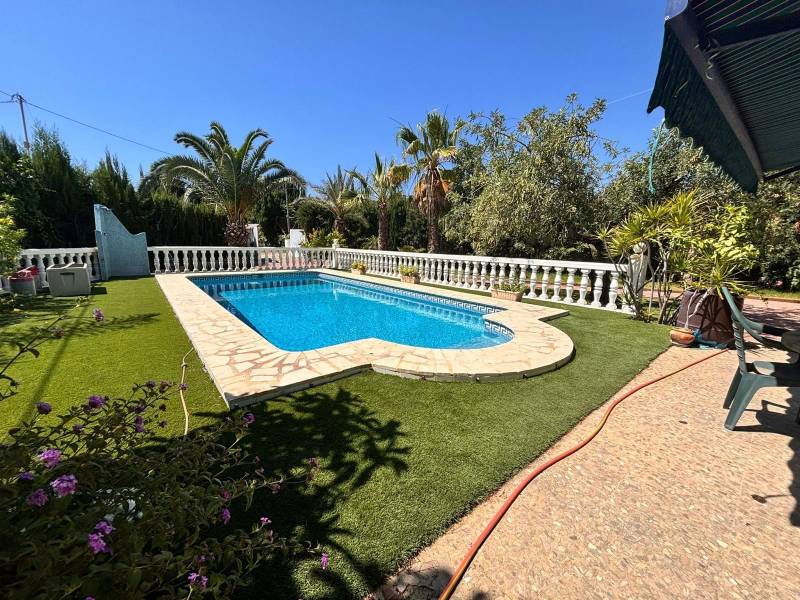 3 bed villa for sale in Alfaz del Pi, 425 m²