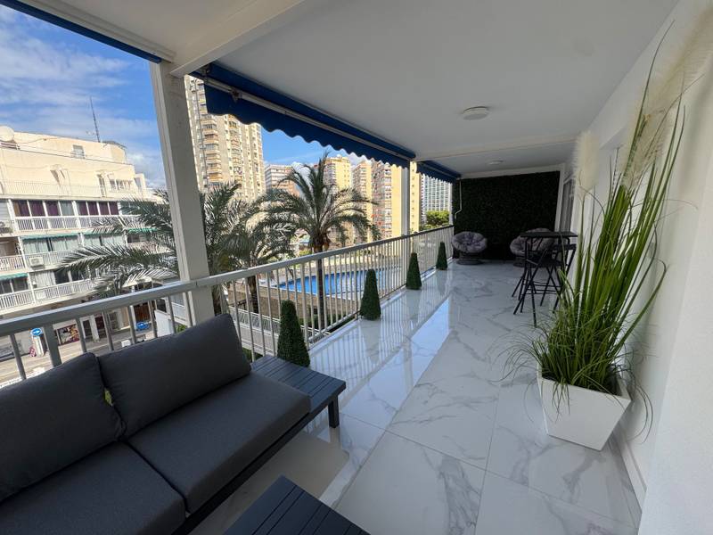 Comprar apartamento en Benidorm, Playa levante 2ª linea, 3 dormitorios, 107 m²