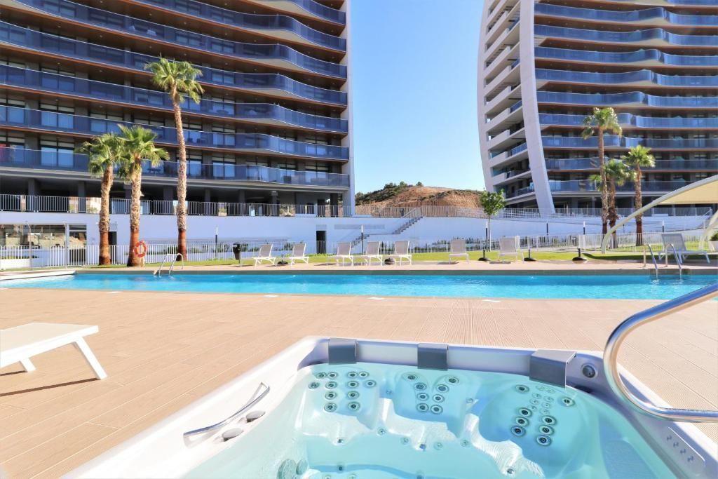 Купити квартиру в Бенідормі, 3 спальні, 160 м²