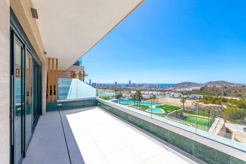 Comprar ático en Finestrat, 3 dormitorios, 240 m²