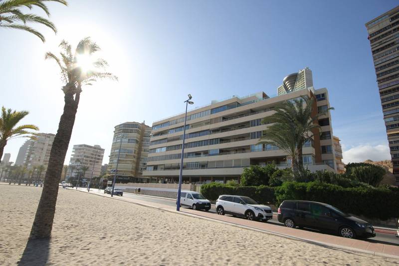 Comprar apartamento en Benidorm, 4 dormitorios, 145 m²