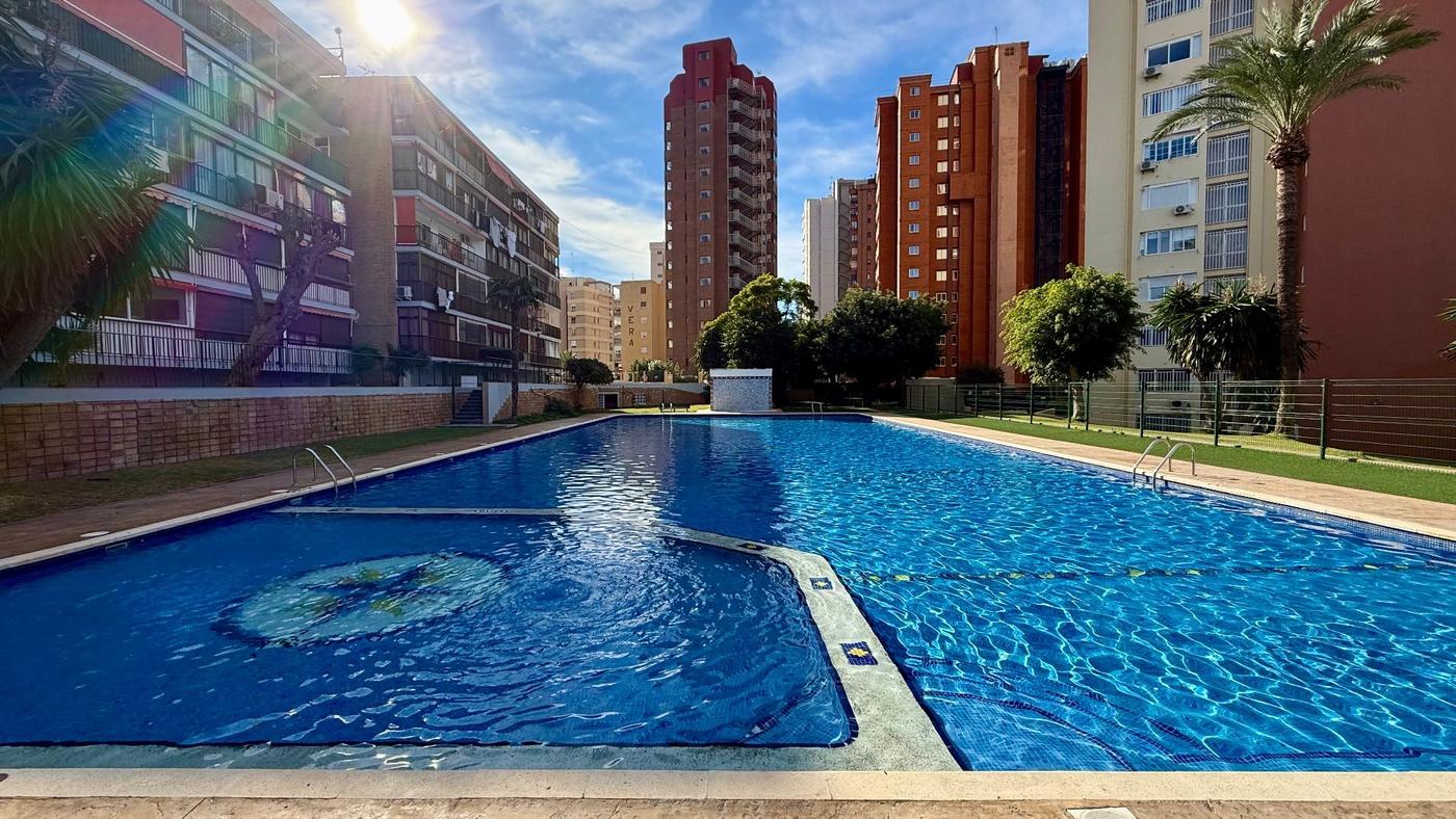 Comprar apartamento en Benidorm, 4 dormitorios, 120 m²