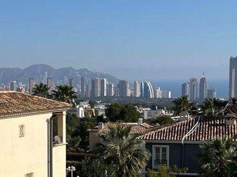 Comprar casa adosada en Finestrat, 3 dormitorios, 310 m²