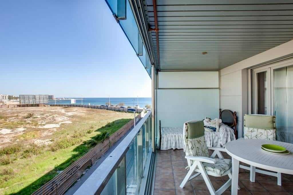 Comprar apartamento en Torrevieja, 2 dormitorios, 95 m²