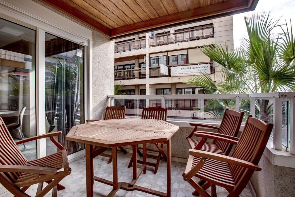 Купить квартиру в Торревьехе, 4 спальни, 130 м²
