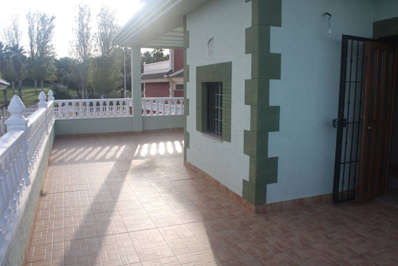3 bed villa for sale in Torrevieja, 319 m²