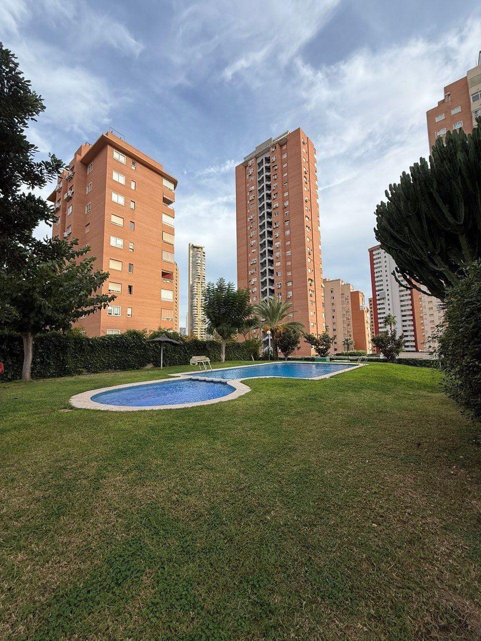 Comprar apartamento en Benidorm, Poniente, 2 dormitorios, 64 m²