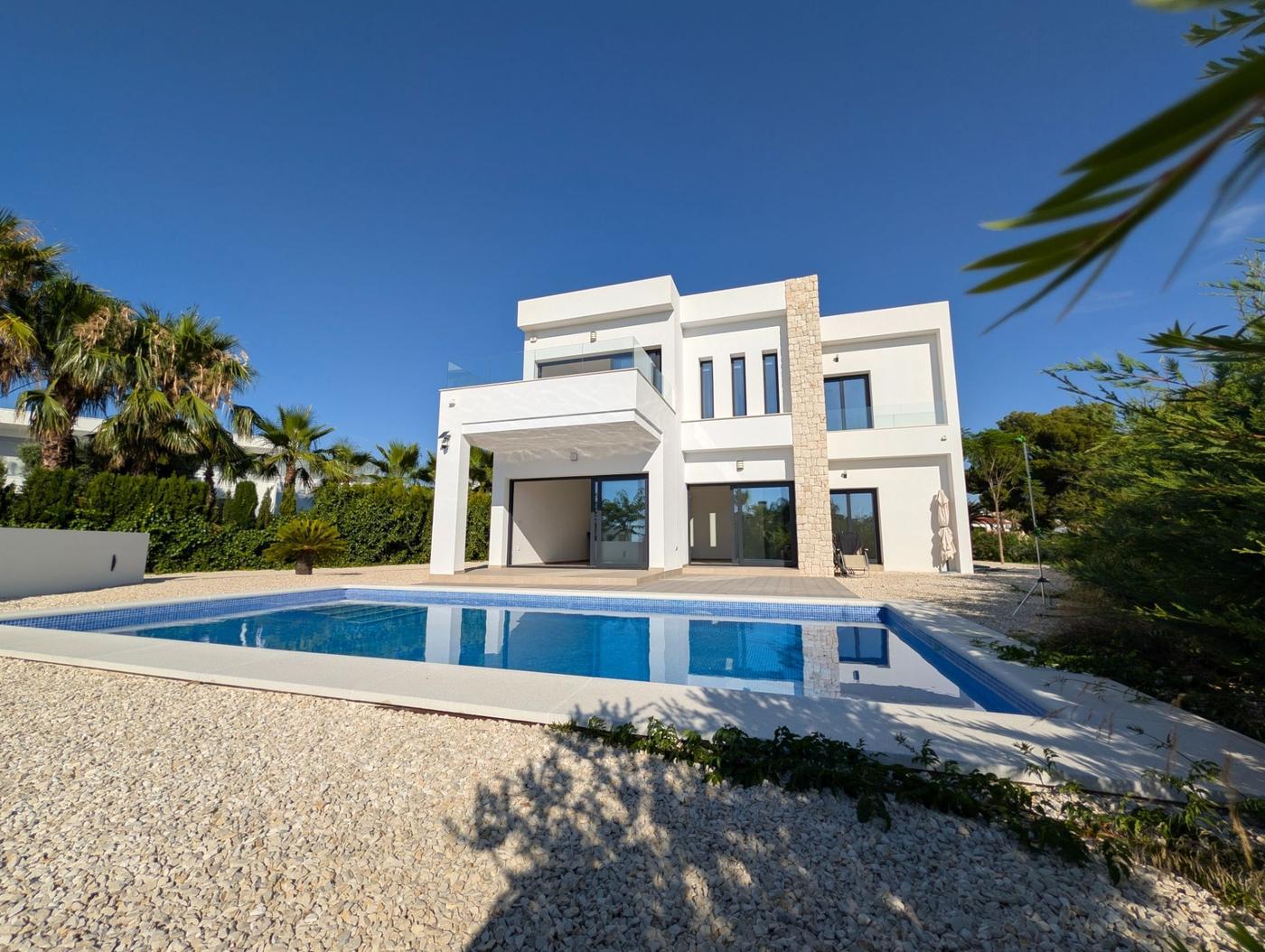 3 bed villa for sale in La Fustera, Benissa, 237 m²