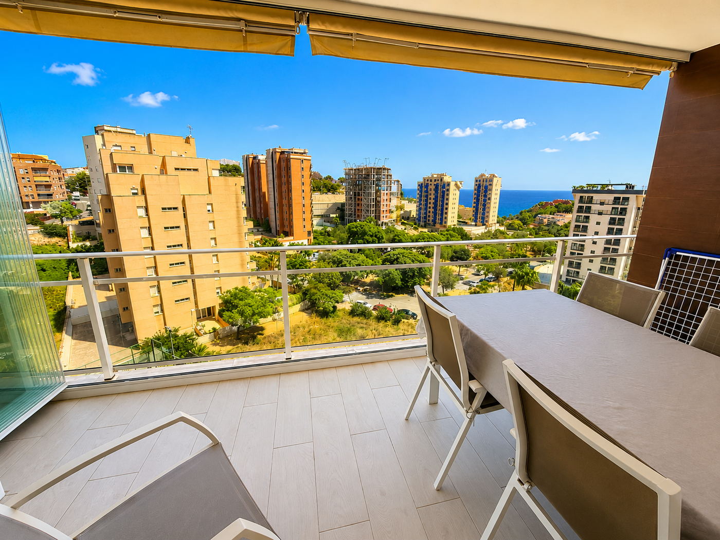 Купить квартиру в Кальпе, 2 спальни, 98 м²