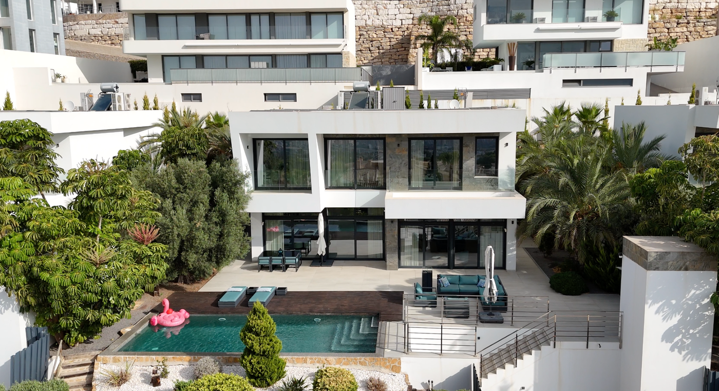 Comprar chalet (villa) en Finestrat, 5 dormitorios, 450 m²