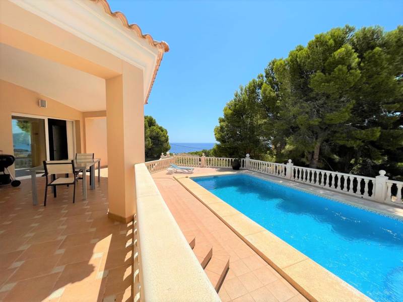 4 bed villa for sale in Altea, 280 m²